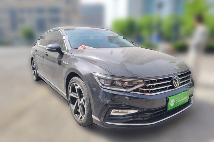 Used Volkswagen Magotan 2023 2 Million Units Commemorative Edition 330TSI DSG Luxury Version Exterior 2
