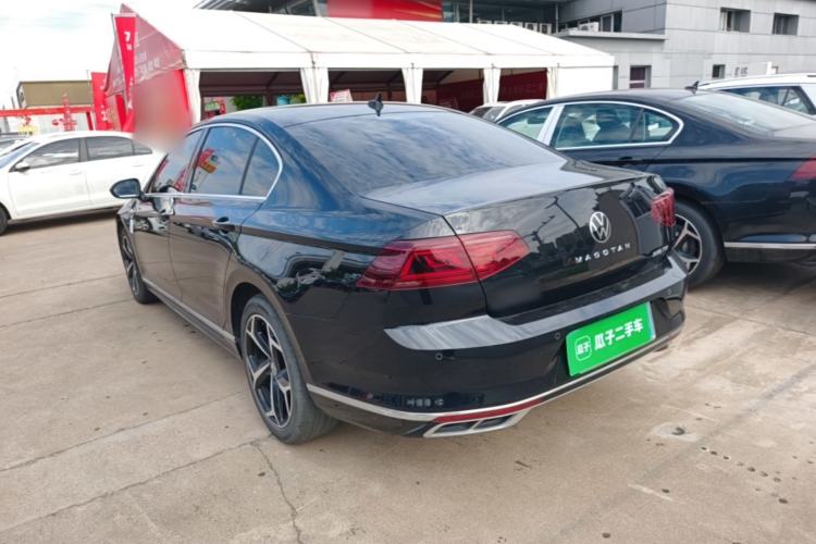 Used Volkswagen Magotan 2023 2 Million Units Limited Edition 330TSI DSG Leading Version Exterior 2