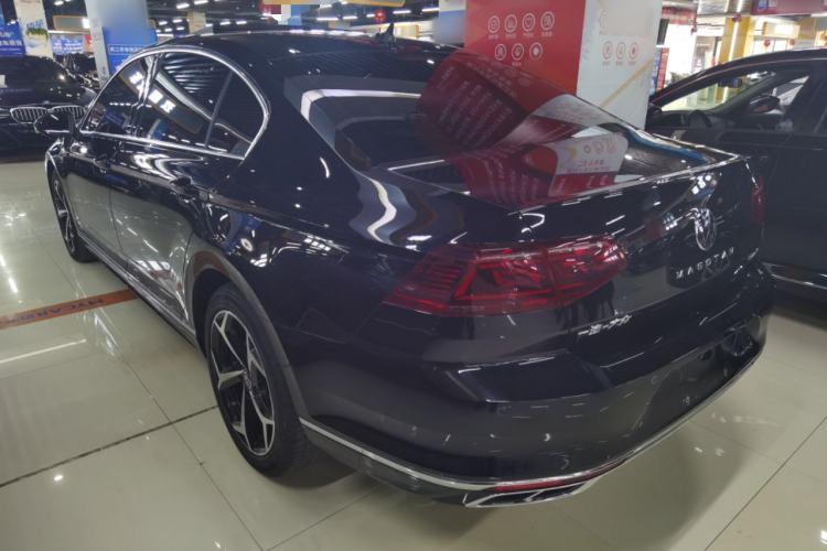 Used Volkswagen Magotan 2023 2 Million Units Commemorative Edition 330TSI DSG Luxury Version Exterior 2