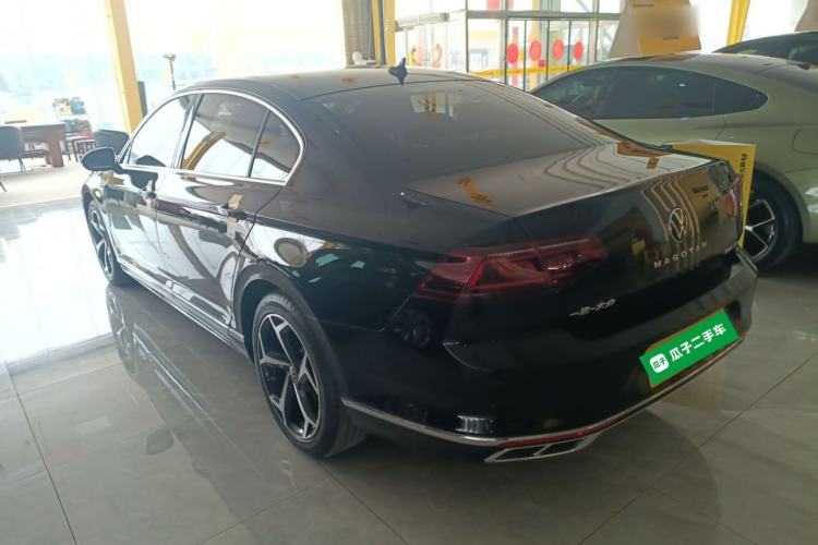 Used Volkswagen Magotan 2023 2 Million Units Commemorative Edition 330TSI DSG Luxury Version Exterior 2