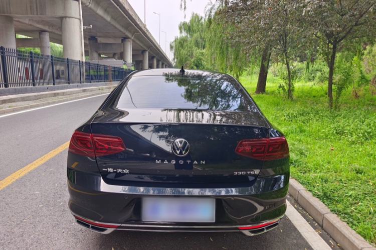 Used Volkswagen Magotan 2023 2 Million Units Commemorative Edition 330TSI DSG Luxury Version Exterior 3