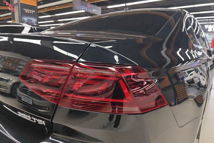 Used Volkswagen Magotan 2023 2 Million Units Limited-Edition 380TSI DSG Flagship Version Exterior 3