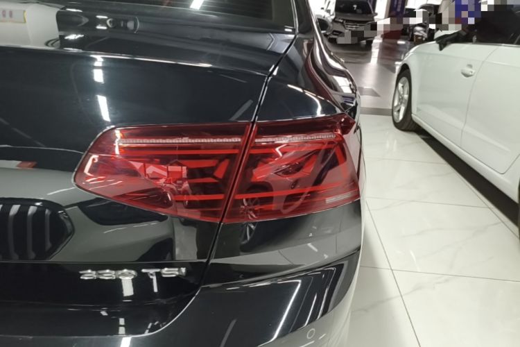 Used Volkswagen Magotan 2023 2 Million Units Commemorative Edition 330TSI DSG Luxury Version Exterior 3