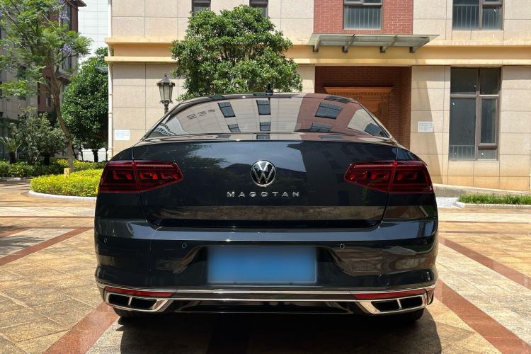 Used Volkswagen Magotan 2023 2 Million Units Commemorative Edition 330TSI DSG Luxury Version Exterior 3