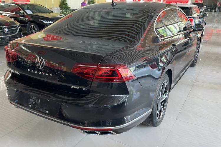 Used Volkswagen Magotan 2023 2 Million Units Limited Edition 330TSI DSG Leading Version Exterior 3