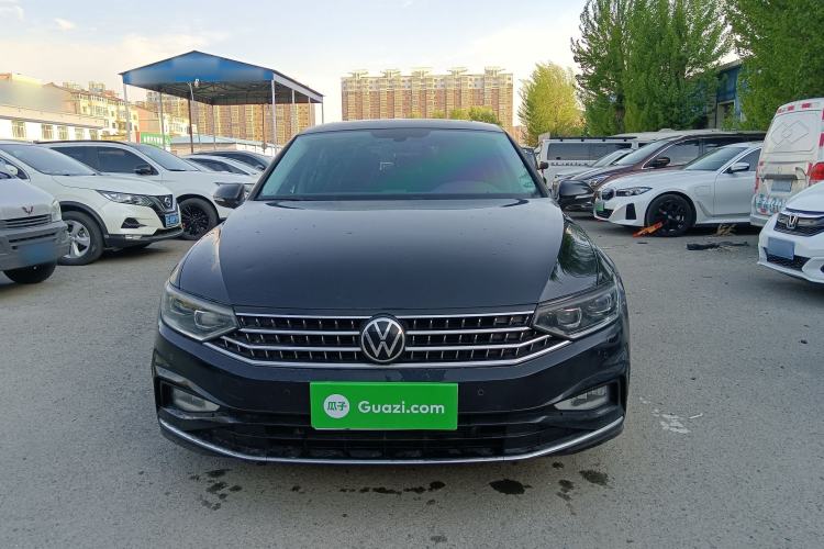 Used Volkswagen Magotan 2023 2 Million Units Limited Edition 330TSI DSG Leading Version Exterior 3