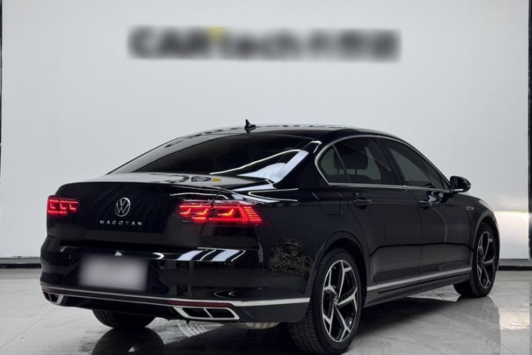 Used Volkswagen Magotan 2023 2 Million Units Commemorative Edition 330TSI DSG Luxury Version Exterior 3