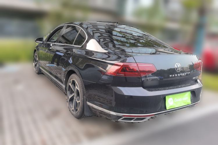Used Volkswagen Magotan 2023 2 Million Units Limited Edition 330TSI DSG Leading Version Exterior 3