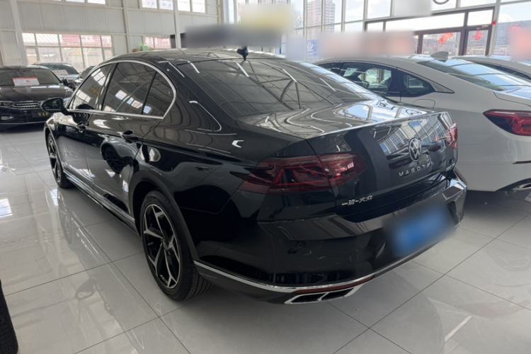 Used Volkswagen Magotan 2023 2 Million Units Commemorative Edition 330TSI DSG Luxury Version Exterior 3