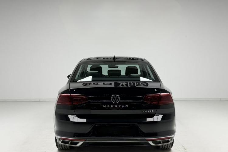 Used Volkswagen Magotan 2023 2 Million Units Limited Edition 330TSI DSG Leading Version Exterior 3
