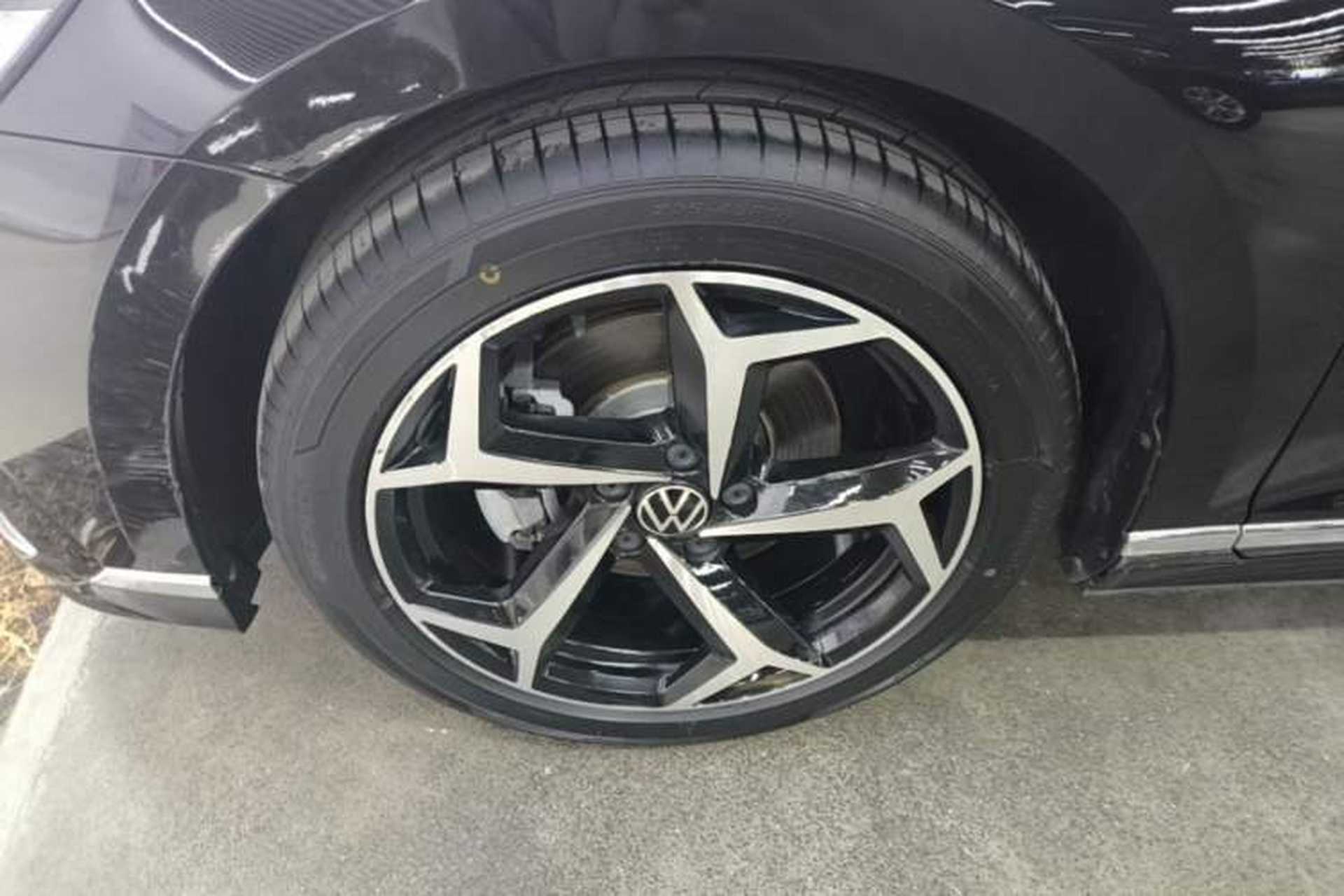 Used Volkswagen Magotan 2023 2 Million Units Limited Edition 330TSI DSG Leading Version Exterior 4
