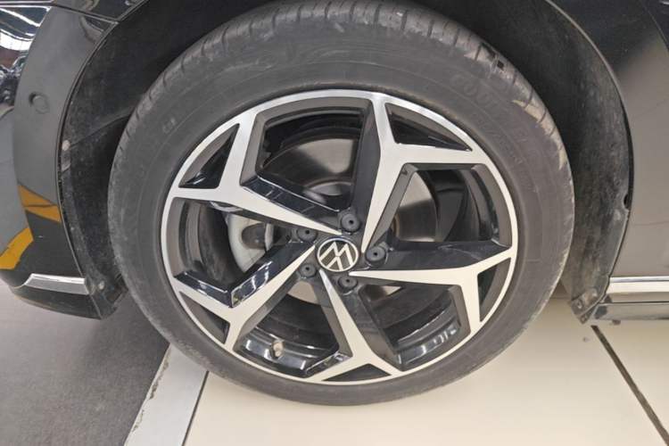 Used Volkswagen Magotan 2023 2 Million Units Limited-Edition 380TSI DSG Flagship Version Exterior 4