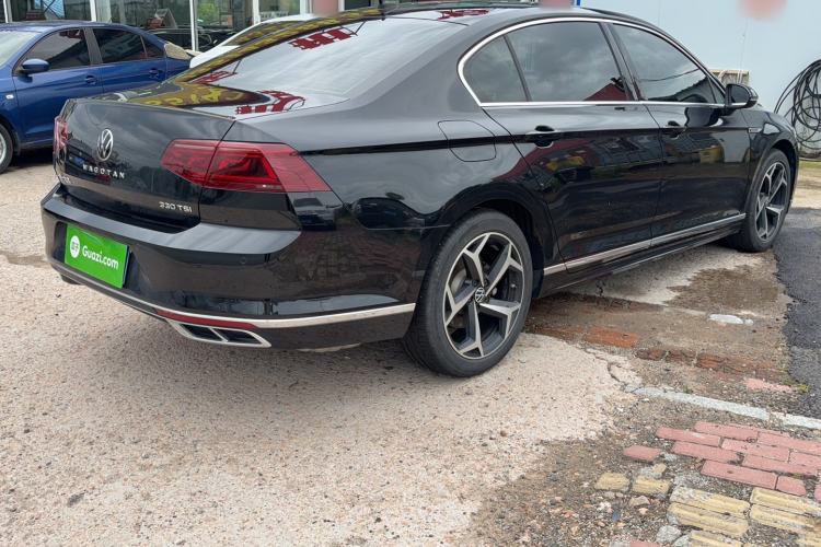 Used Volkswagen Magotan 2023 2 Million Units Commemorative Edition 330TSI DSG Luxury Version Exterior 4