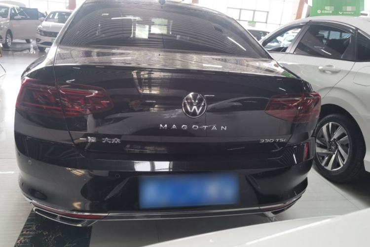 Used Volkswagen Magotan 2023 2 Million Units Commemorative Edition 330TSI DSG Luxury Version Exterior 4