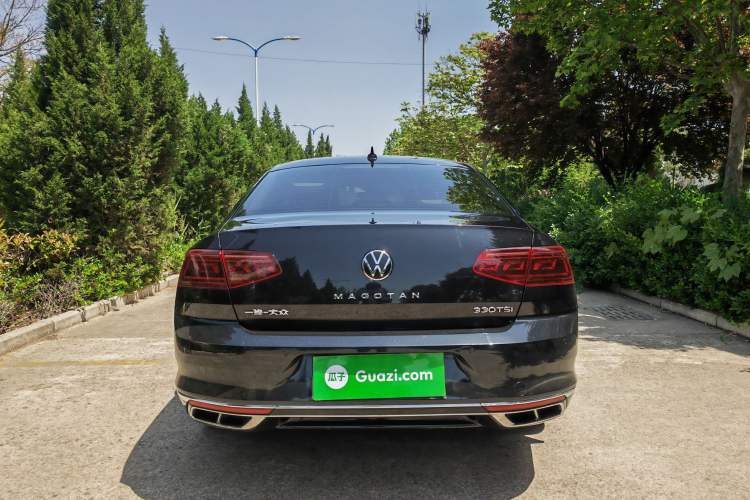 Used Volkswagen Magotan 2023 2 Million Units Commemorative Edition 330TSI DSG Luxury Version Exterior 4