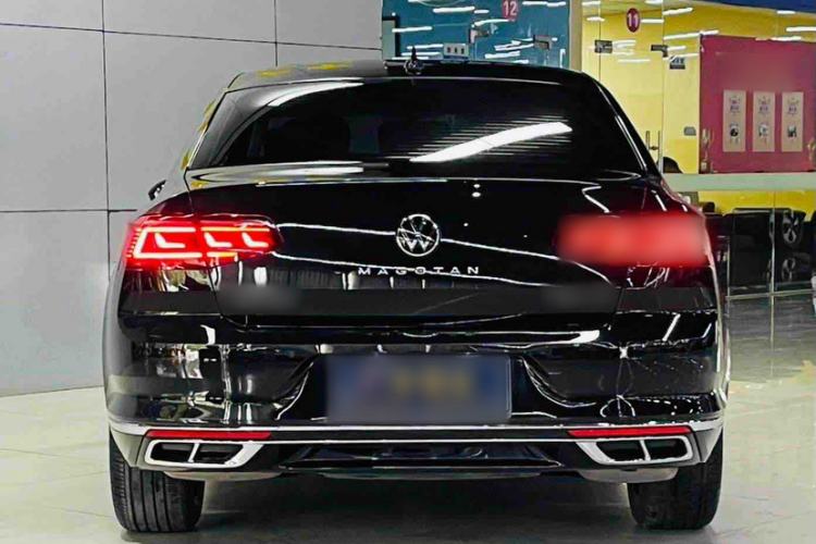 Used Volkswagen Magotan 2023 2 Million Units Limited Edition 330TSI DSG Leading Version Exterior 4