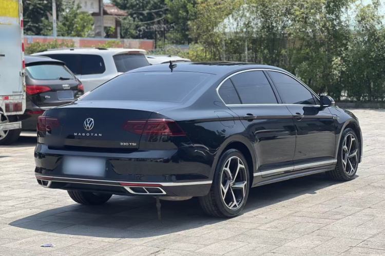 Used Volkswagen Magotan 2023 2 Million Units Commemorative Edition 330TSI DSG Luxury Version Exterior 4