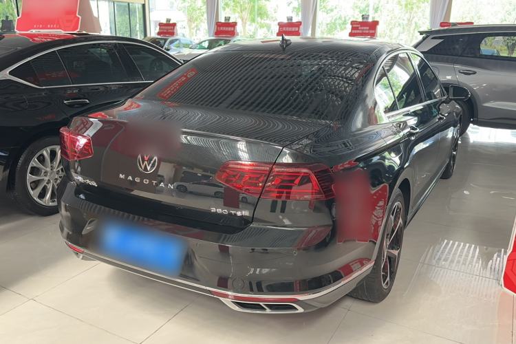 Used Volkswagen Magotan 2023 2 Million Units Commemorative Edition 330TSI DSG Luxury Version Exterior 4