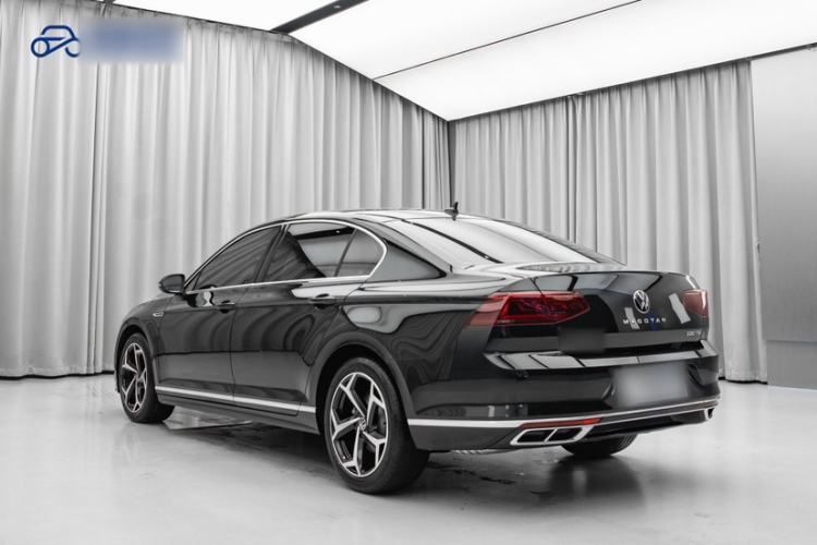 Used Volkswagen Magotan 2023 2 Million Units Commemorative Edition 330TSI DSG Luxury Version Exterior 4