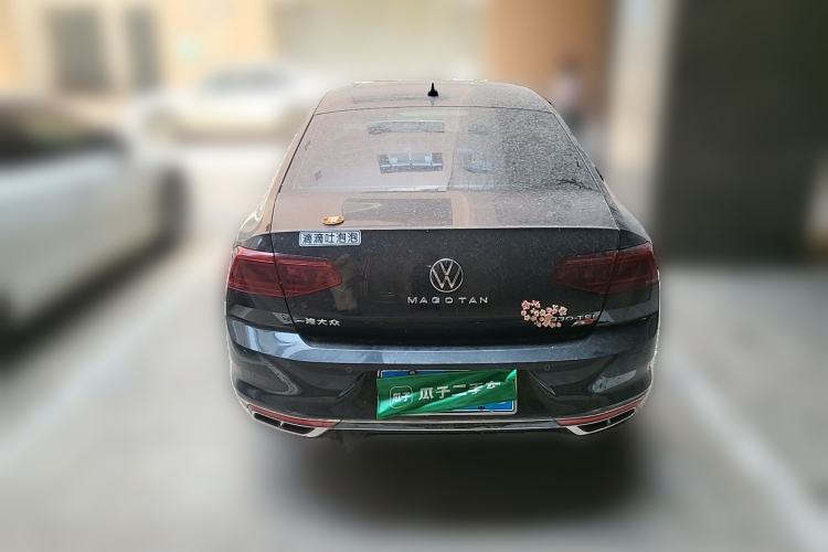 Used Volkswagen Magotan 2023 2 Million Units Commemorative Edition 330TSI DSG Luxury Version Exterior 4