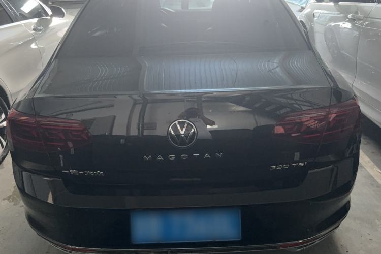 Used Volkswagen Magotan 2023 2 Million Units Commemorative Edition 330TSI DSG Luxury Version Exterior 4