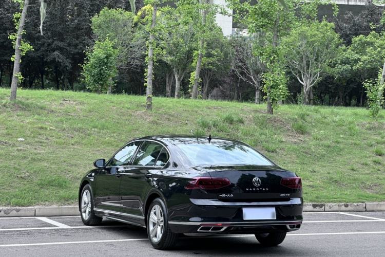 Used Volkswagen Magotan 2023 2 Million Units Limited-Edition 280TSI DSG Comfort Version Exterior 5