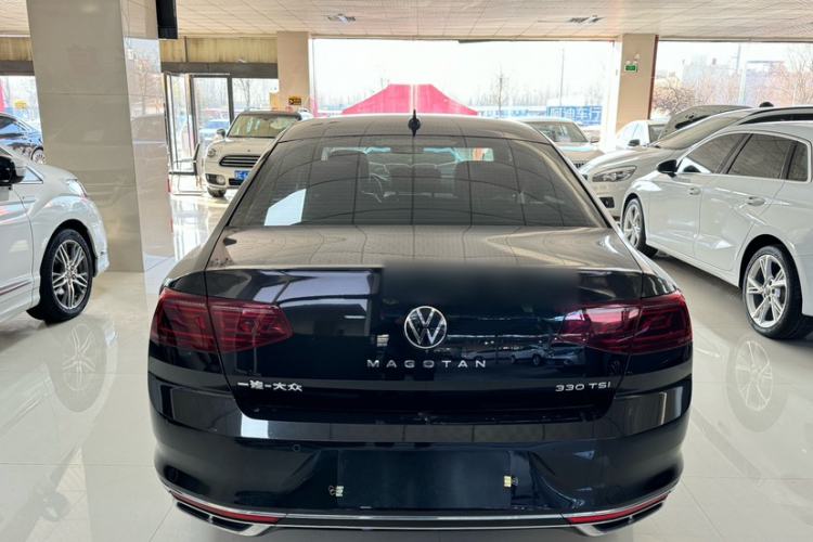 Used Volkswagen Magotan 2023 2 Million Units Commemorative Edition 330TSI DSG Luxury Version Exterior 5