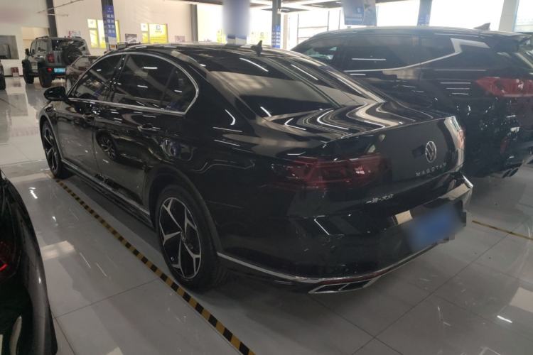 Used Volkswagen Magotan 2023 2 Million Units Limited Edition 330TSI DSG Leading Version Exterior 5