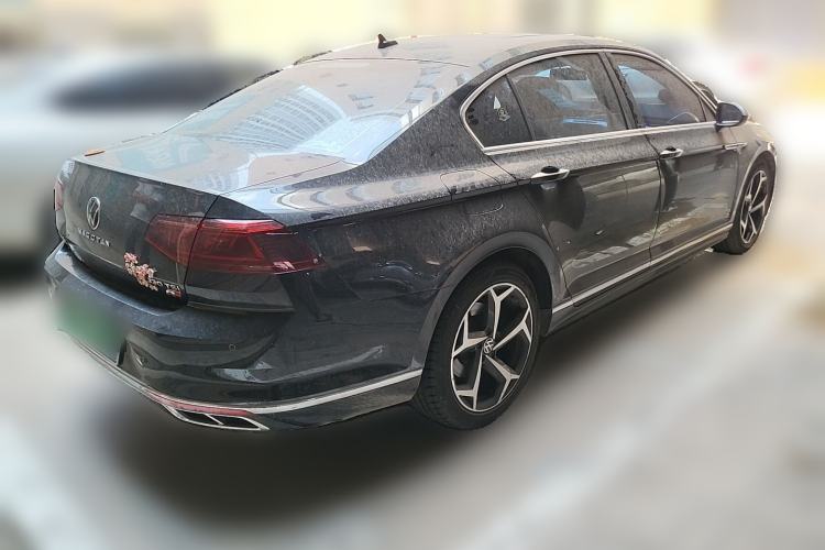 Used Volkswagen Magotan 2023 2 Million Units Commemorative Edition 330TSI DSG Luxury Version Exterior 5