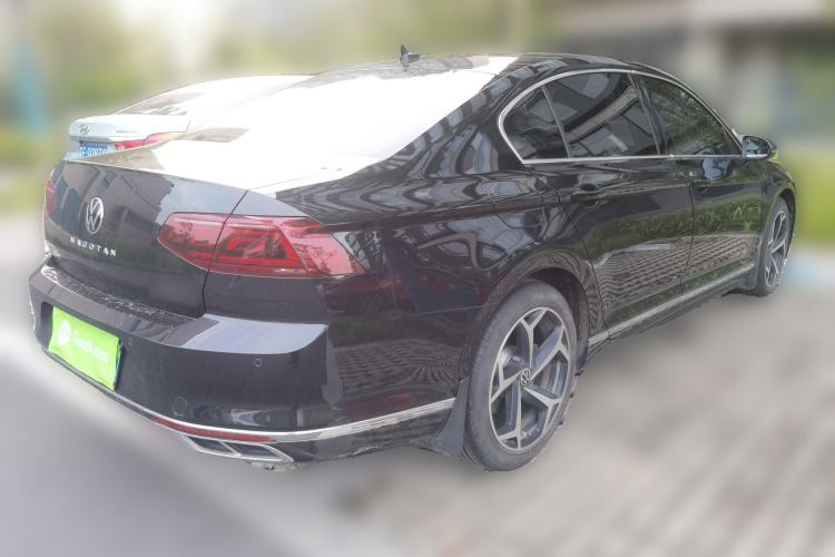 Used Volkswagen Magotan 2023 2 Million Units Limited Edition 330TSI DSG Leading Version Exterior 5