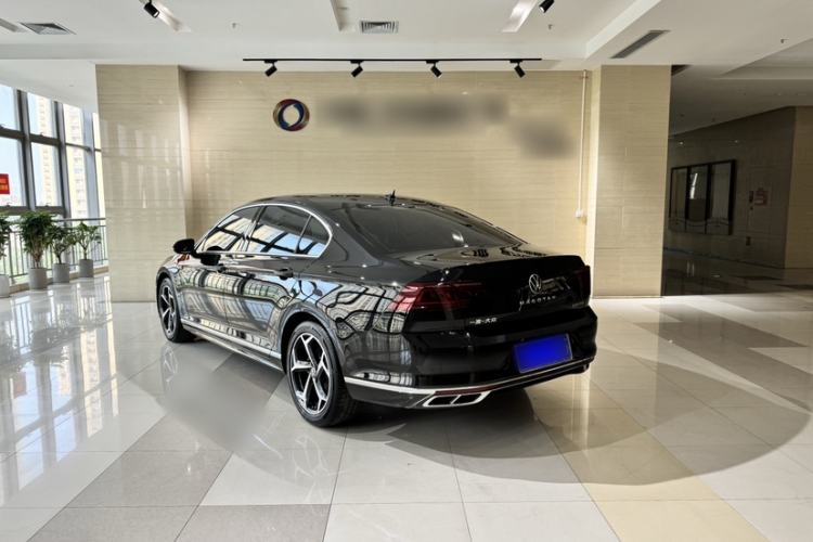 Used Volkswagen Magotan 2023 2 Million Units Commemorative Edition 330TSI DSG Luxury Version Exterior 5
