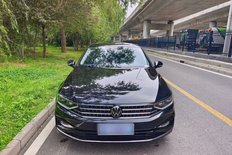 Used Volkswagen Magotan 2023 2 Million Units Commemorative Edition 330TSI DSG Luxury Version Exterior 6