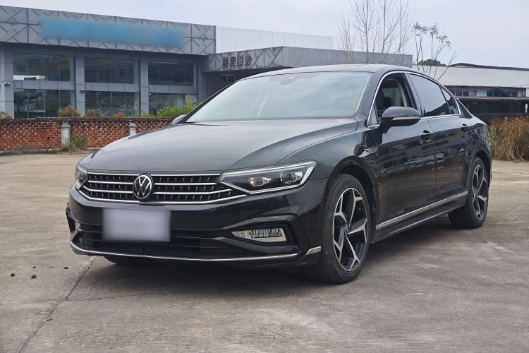 Used Volkswagen Magotan 2023 2 Million Units Limited Edition 330TSI DSG Leading Version Exterior 6