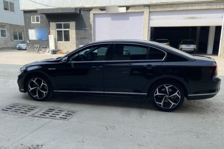 Used Volkswagen Magotan 2023 2 Million Units Limited Edition 330TSI DSG Leading Version Exterior 6