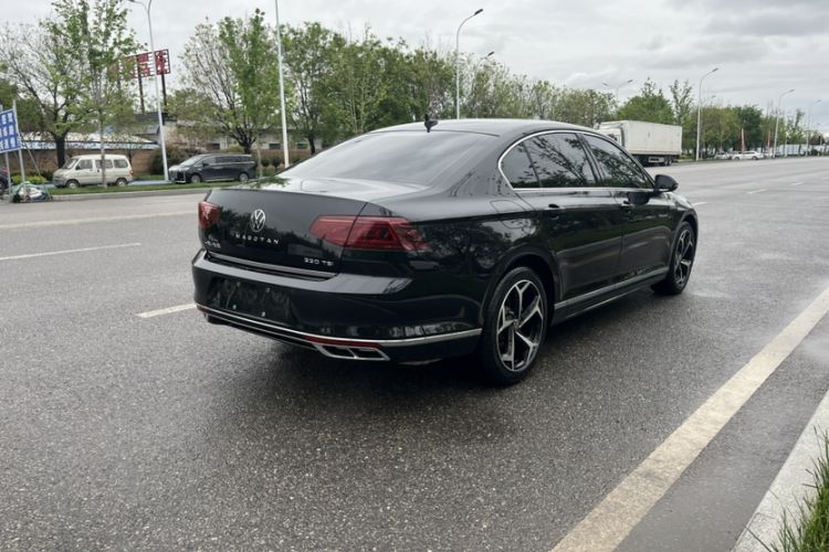Used Volkswagen Magotan 2023 2 Million Units Commemorative Edition 330TSI DSG Luxury Version Exterior 6