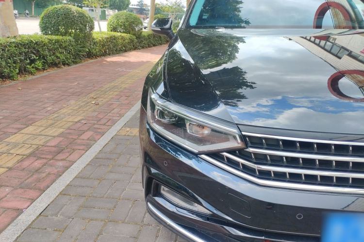 Used Volkswagen Magotan 2023 2 Million Units Limited Edition 280TSI DSG Leading Version Exterior 6