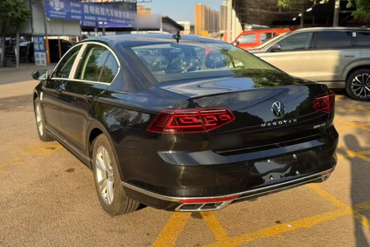 Used Volkswagen Magotan 2023 2 Million Units Limited-Edition 280TSI DSG Comfort Version Exterior 6