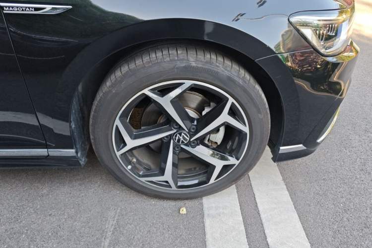 Used Volkswagen Magotan 2023 2 Million Units Commemorative Edition 330TSI DSG Luxury Version Exterior 7
