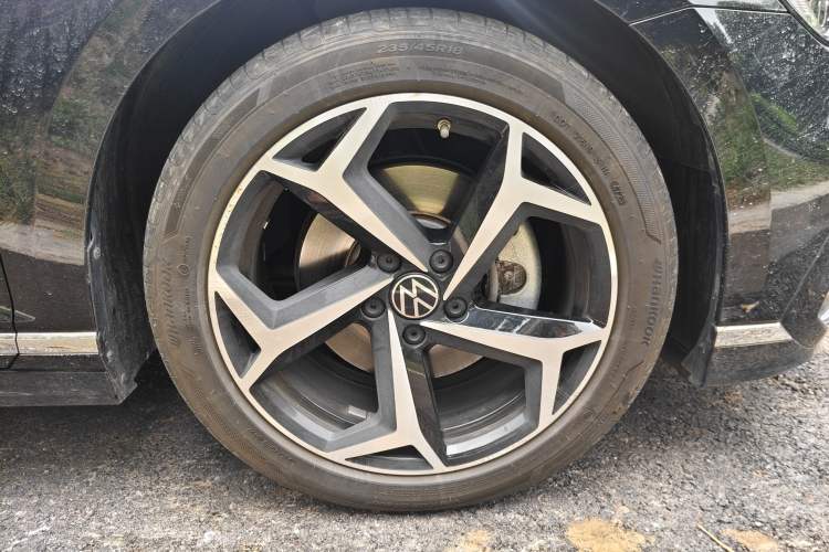 Used Volkswagen Magotan 2023 2 Million Units Commemorative Edition 330TSI DSG Luxury Version Exterior 7