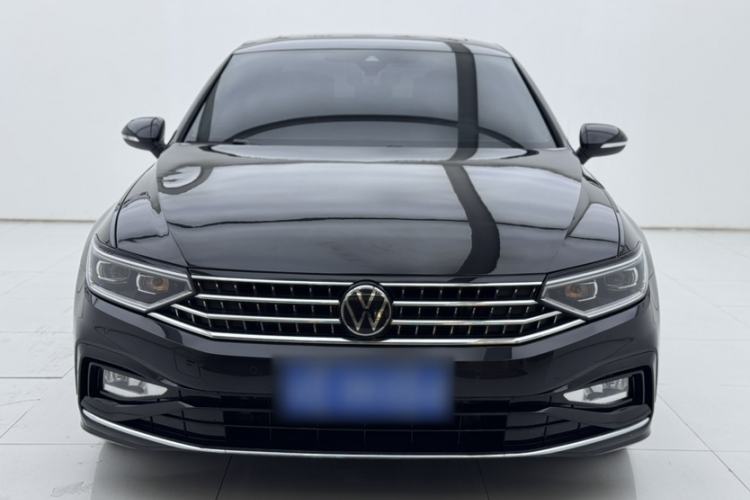 Used Volkswagen Magotan 2023 2 Million Units Commemorative Edition 330TSI DSG Luxury Version Exterior 7