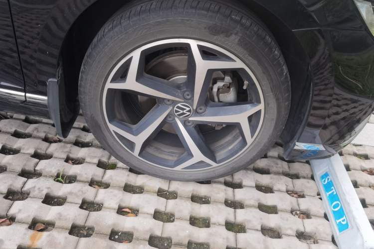 Used Volkswagen Magotan 2023 2 Million Units Limited Edition 330TSI DSG Leading Version Exterior 7
