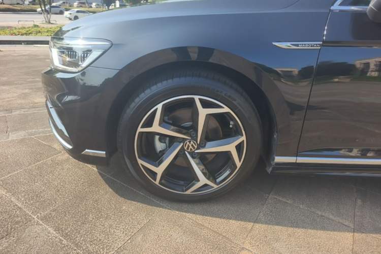 Used Volkswagen Magotan 2023 2 Million Units Commemorative Edition 330TSI DSG Luxury Version Exterior 7