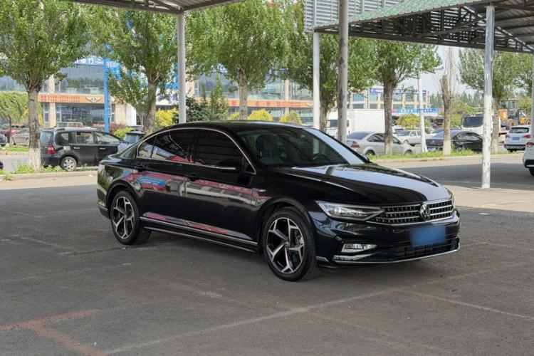 Used Volkswagen Magotan 2023 2 Million Units Commemorative Edition 330TSI DSG Luxury Version Exterior 8