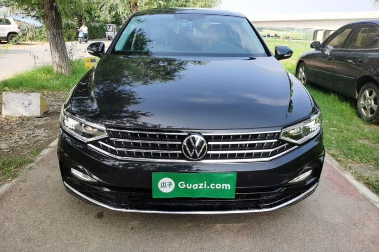Used Volkswagen Magotan 2023 2 Million Units Limited Edition 330TSI DSG Leading Version Front