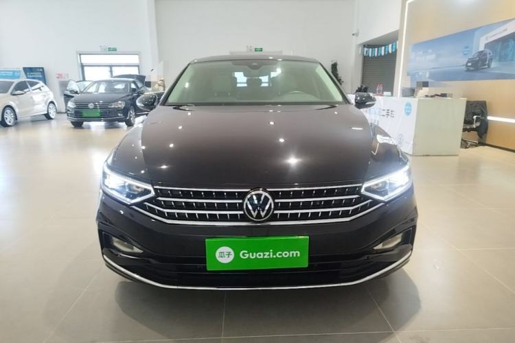 Used Volkswagen Magotan 2023 2 Million Units Commemorative Edition 330TSI DSG Luxury Version Front