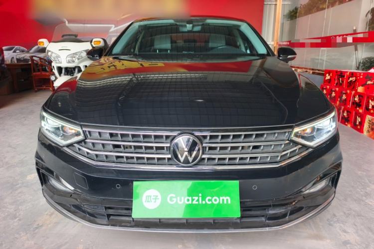 Used Volkswagen Magotan 2023 2 Million Units Limited Edition 330TSI DSG Leading Version Front