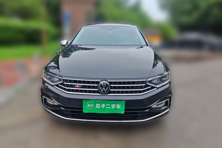 Used Volkswagen Magotan 2023 2 Million Units Commemorative Edition 330TSI DSG Luxury Version Front