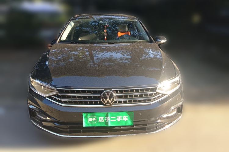 Used Volkswagen Magotan 2023 2 Million Units Limited Edition 330TSI DSG Leading Version Front