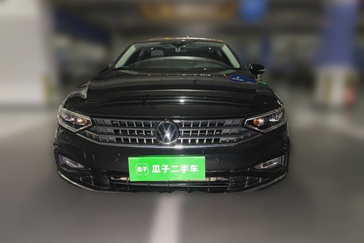 Used Volkswagen Magotan 2023 2 Million Units Commemorative Edition 330TSI DSG Luxury Version Front