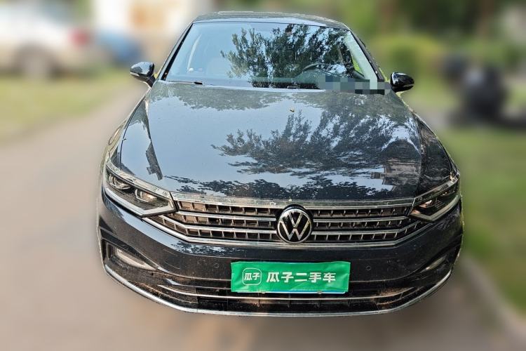 Used Volkswagen Magotan 2023 2 Million Units Limited Edition 330TSI DSG Leading Version Front